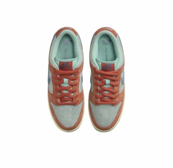 Nike SB Dunk "Orange Emerald Rise"