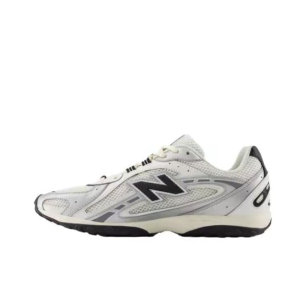 New Balance 204L "Silver Metallic Black"