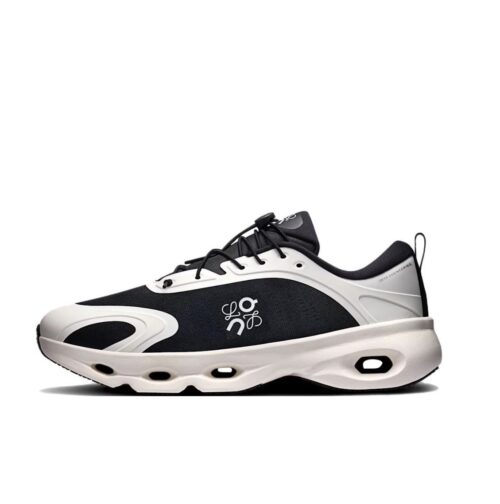 On Running Cloudsolo Loewe "Black Eggshell"