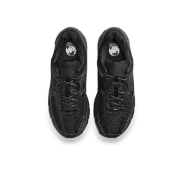 Nike Zoom Vomero 5 "Triple Black"
